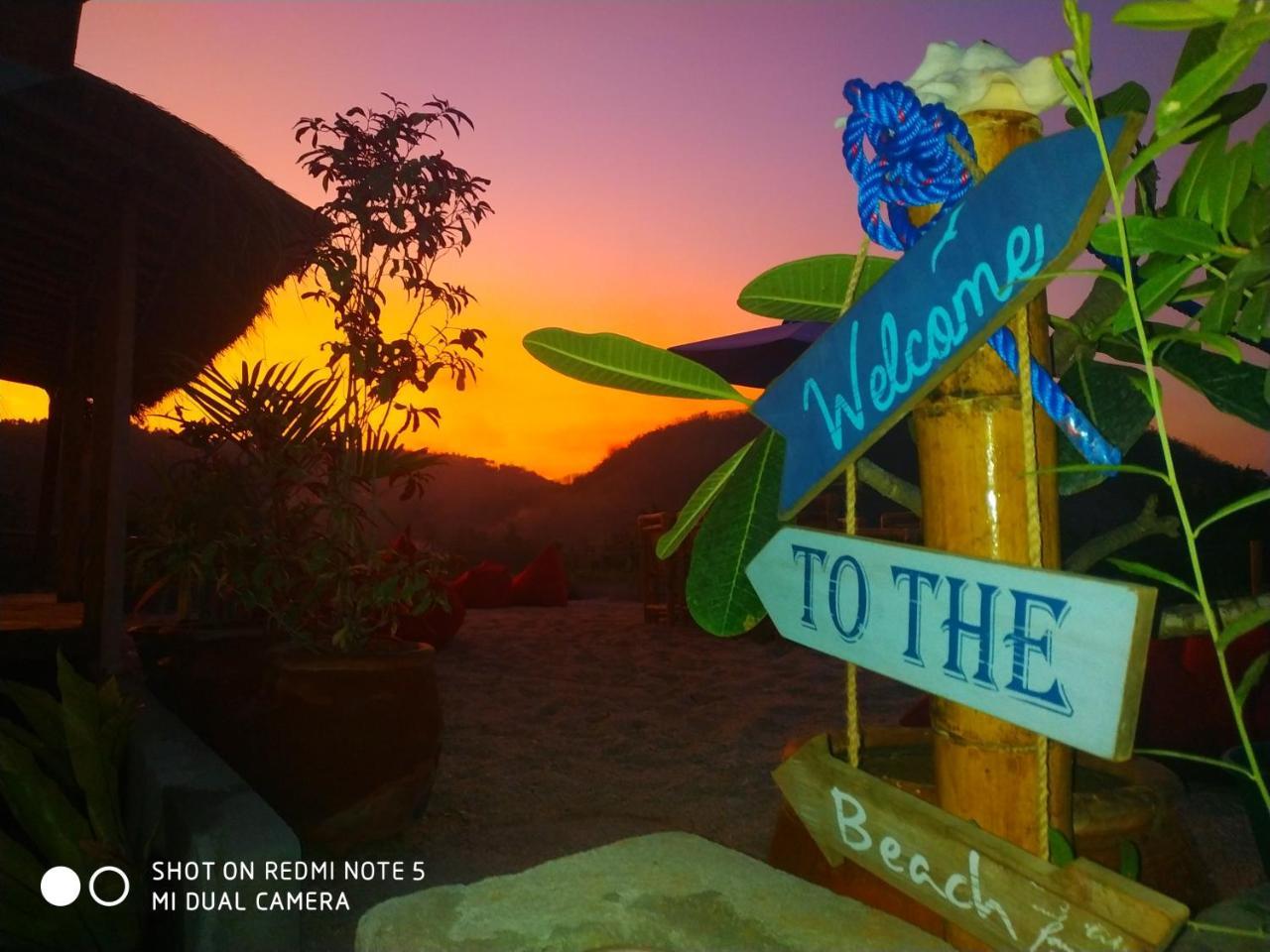 Готель Surf Camp 79 Kuta  Екстер'єр фото