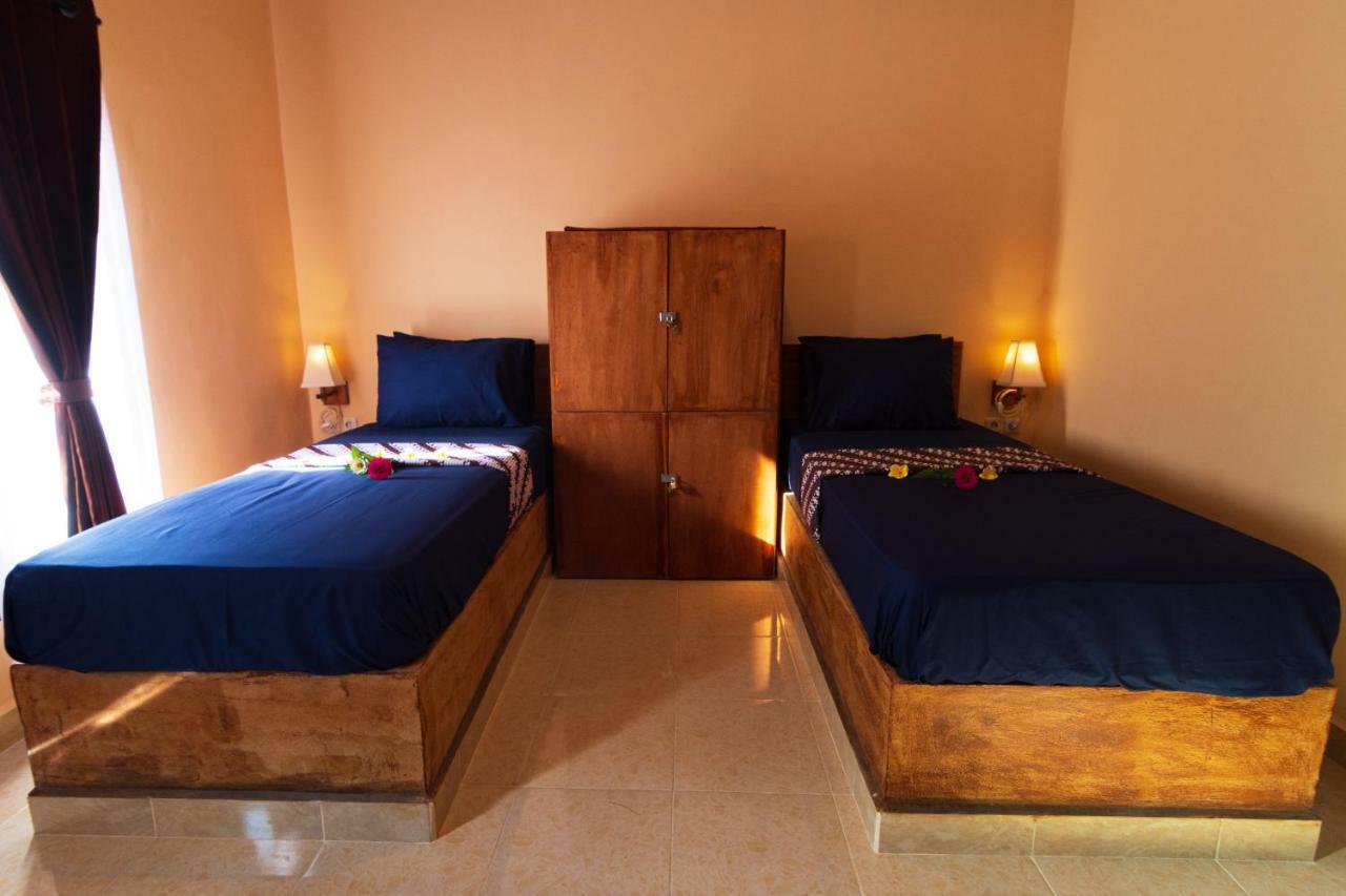 Готель Surf Camp 79 Kuta  Екстер'єр фото